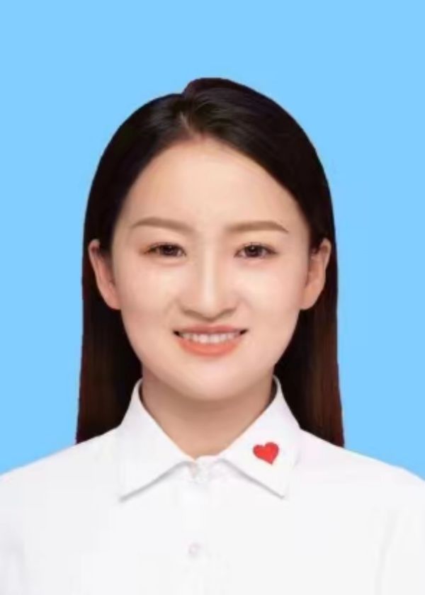 彭娅萍 